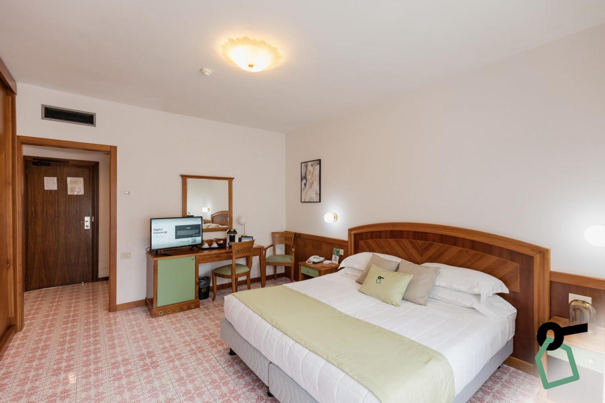 Hotiday Room Collection - Sorrento Exterior photo